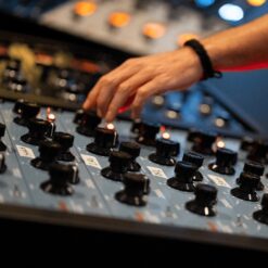 Warm_Audio_EQP-WA_-_Tube_Program_Equalizer_-_5_Lifestyle_2_Multiple_Units_In_The_Studio_2