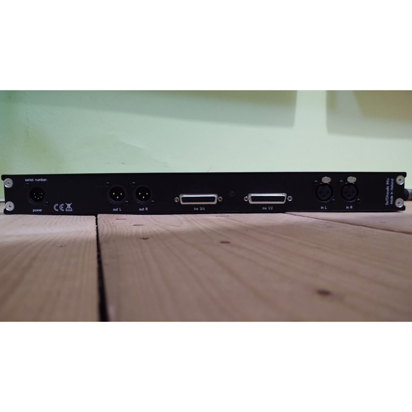 Dutch Audio IM1.5 1u insert machine with 4 inserts Audio Chocolate