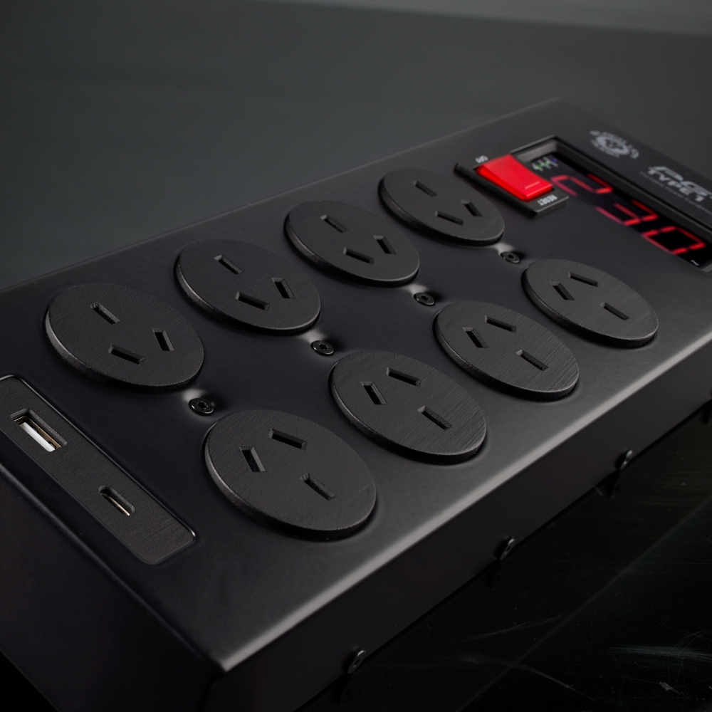 Black_Lion_Audio_PG-P_Plus_Type_1_-_Portable_Power_Conditioner_(AUS)_4