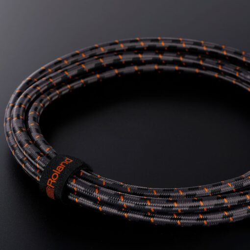 Roland_RIC-G5A_RIC-G10A_RIC-G15A_and_RIC-G20A_-_Gold_Series_Straight_1-4-Inch_TS_Male_to_Right_Angle_1-4-Inch_TS_Male_Instrument_Cables_2