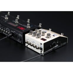 BOSS_BMIDI-1-35_and_BMIDI-2-35_-_Mini_(Type_A)_3.5mm_TRS_to_Male_Multi-Directional_5-Pin_MIDI_Cables_with_Adjustable_Straight-Angled_DIN_Connectors_13