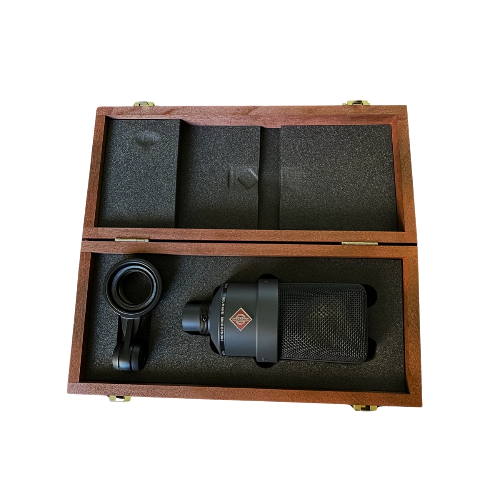 Neumann_TLM_103_-_Large-Diaphragm_Cardioid_Condenser_Microphone_-_Black_5