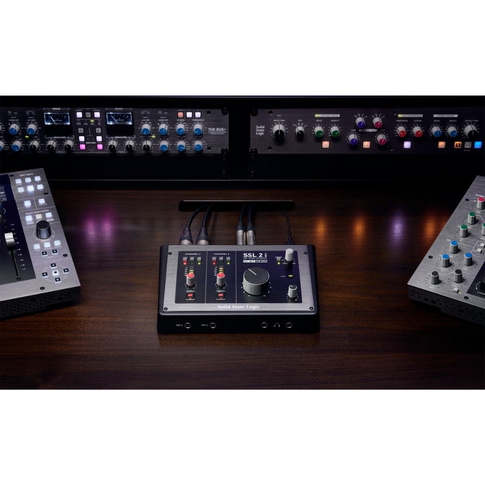 Solid_State_Logic_SSL_2_Mk2_-_2-in-2-out_USB_Audio_Interface_10