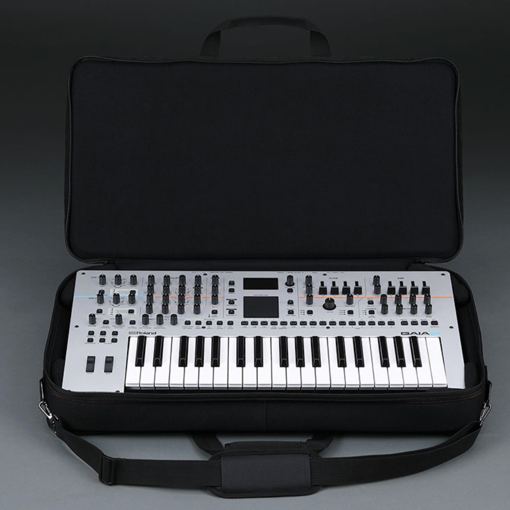 Roland_CB-B37_-_Keyboard_Carrying_Bag_for_GAIA 2_and_JUPITER-Xm_Synthesizers_and_Other_37-Note_Keyboards_4