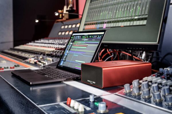 RedNet TNX - Lifestyle - 02