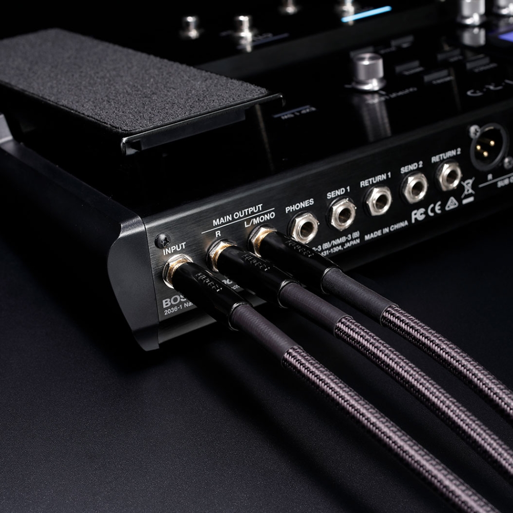 BOSS_BIC-P18_-_Premium_1_4-inch_TS_Male_Straight_to_1_4-inch_TS_Male_Straight_High-Fidelity_Instrument_Cable_18ft_-_5.5m_-_04