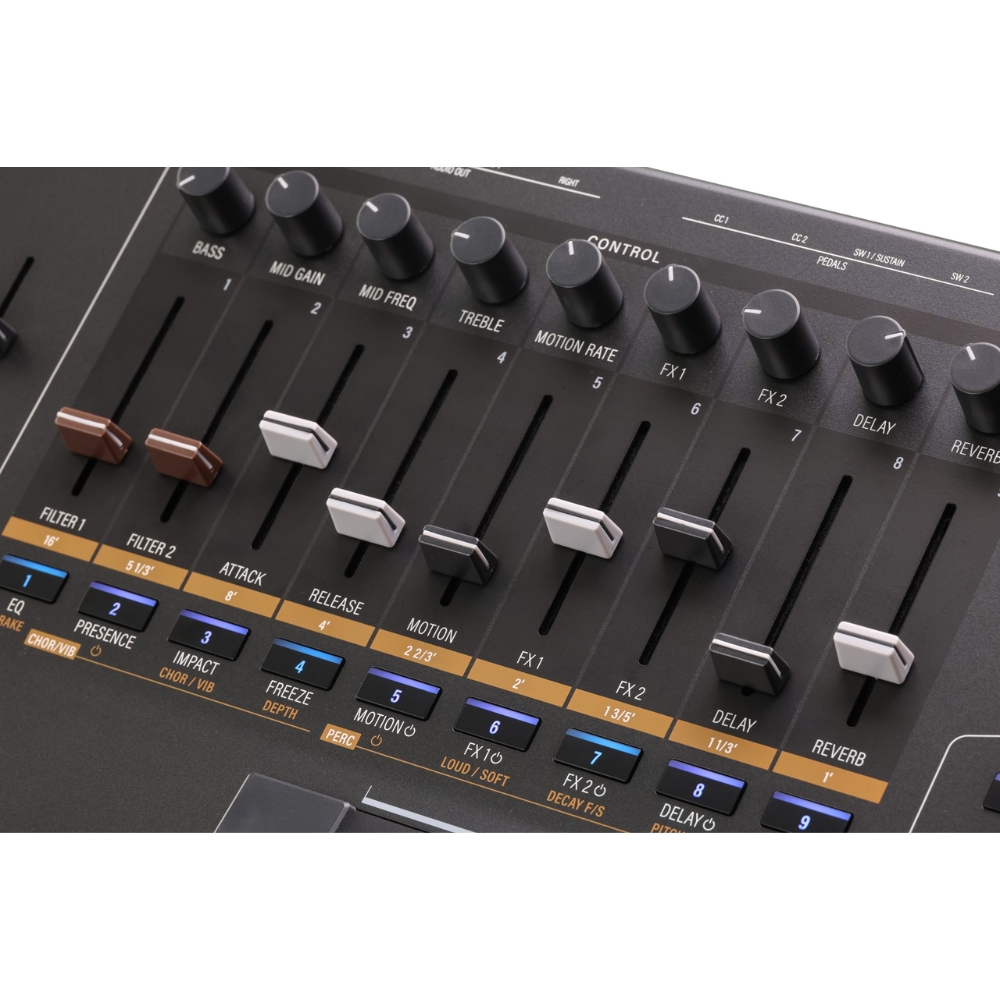 Kurzweil_K2061_-_61-Key_V.A.S.T._Synthesizer_Workstation_11_Top_Control_Buttons_Faders_and_Knobs