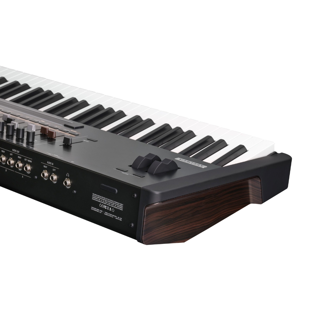 Kurzweil_K2088_-_88-Key_V.A.S.T._Synthesizer_Workstation_7_Rear_Left Angle