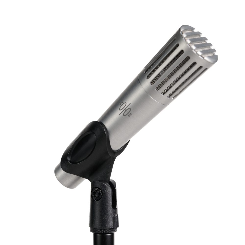 Soyuz_V1_Dynamic_-_Condenser-Like_Dynamic_Microphone_-_Silver_-_3_-_Mic_on_Clip