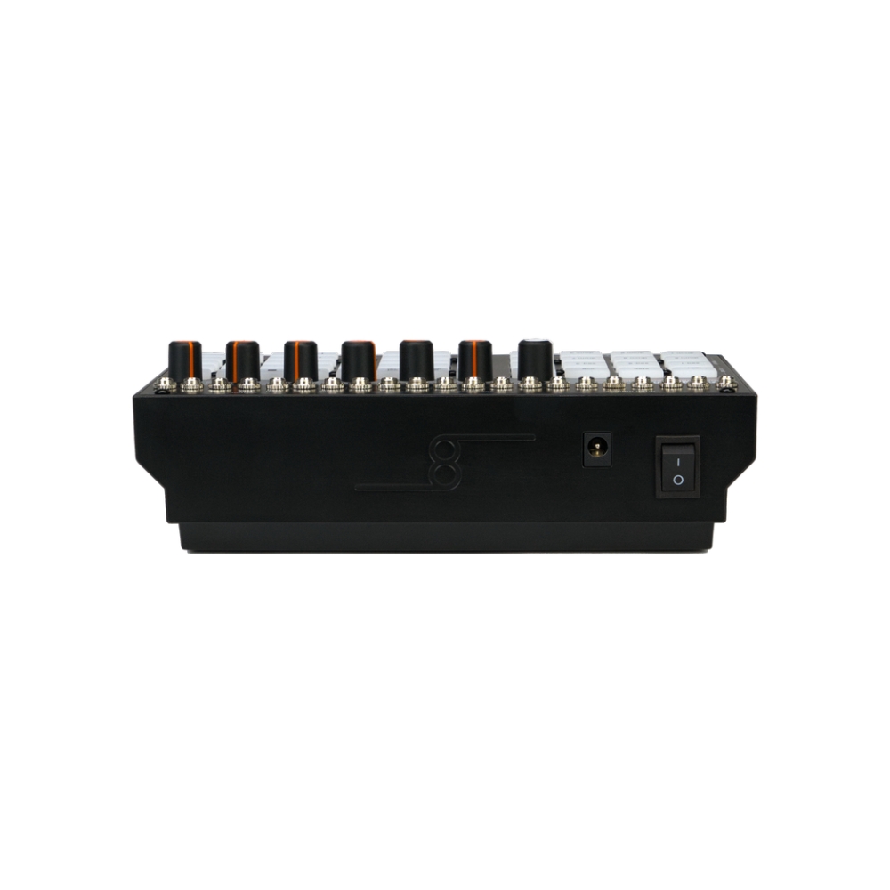 Cre8audio_Programm_-_Intuitive_Performance_MIDI_and_CV_Sequencer_-_3_Rear