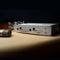 Hazelrigg_Industries_DVP_-_2-Channel_Tube_Microphone_Preamp_and_DI_-_4_Lifestyle_with_Mics