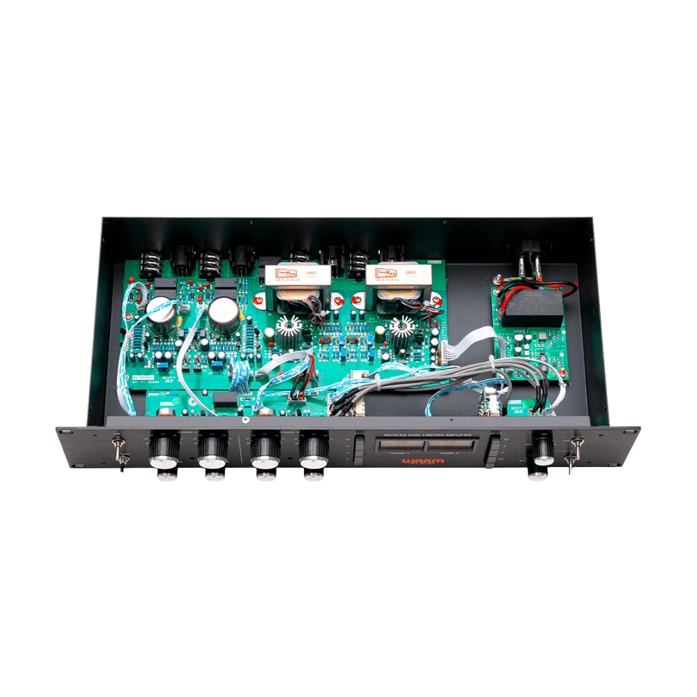 Warm_Audio_WA76-D2_-_Dual-Channel_Clean_Gain_Discreet_FET_Compressor_-_3_Inside_Guts