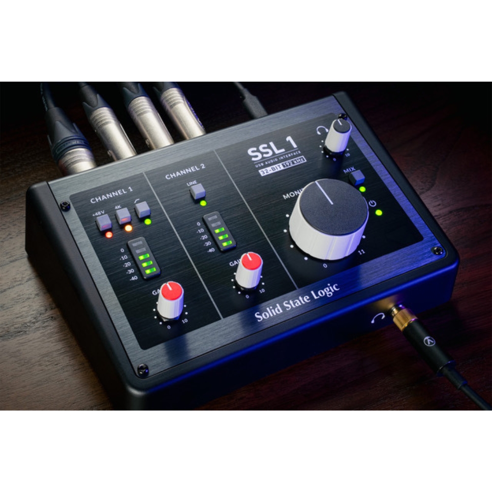 Solid_State_Logic_SSL_1_-_2-in-2-out_USB-C_Audio_Interface_-_4_Lifestyle_1