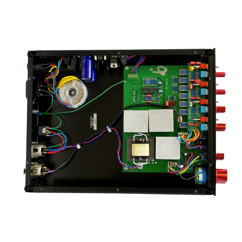 Phoenix_Audio_DRS-Q4M_Mk2_-_Mono_Class_A_Microphone_Preamp_DI_and_4-Band_Gyrator_EQ_-_3_Internal_Components_Open_Top_Inside_Guts