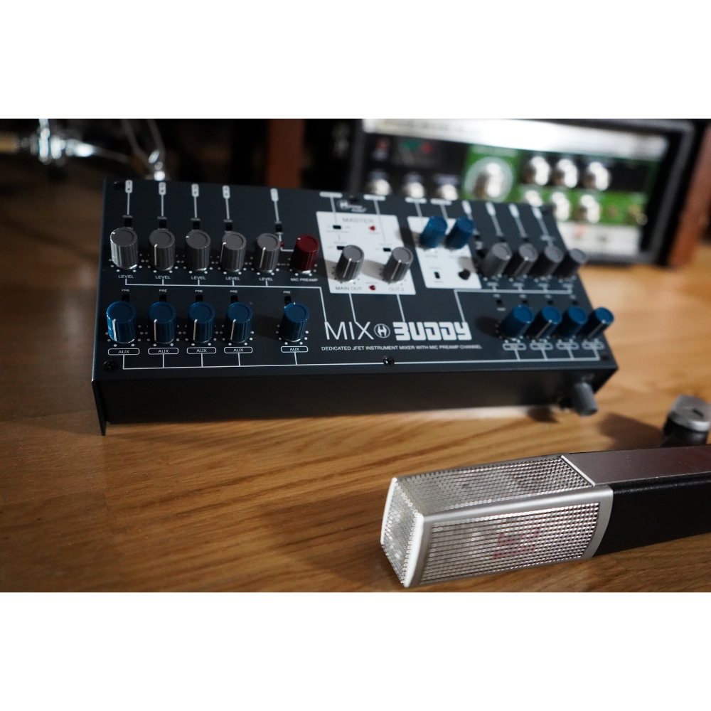 Heritage_Audio_MIX_BUDDY_-_Dedicated_JFET_Instrument_Mixer_with_Built-In_Mic_Preamp_Channel_-_12_Lifestyle_7