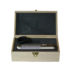 SAMAR_Audio_Design_VL37_-_Premium_Figure-8_Ribbon_Microphone_-_4_Protective_Wooden_Storage_Box